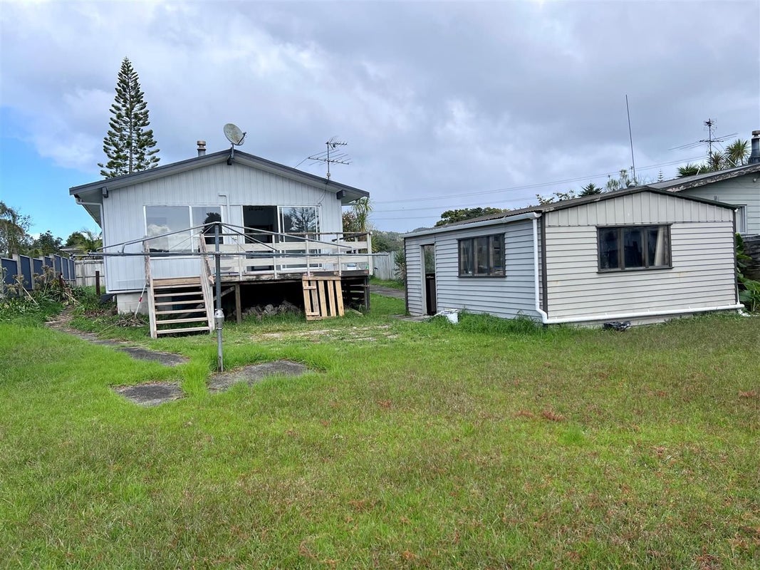 5 John F Kennedy Place, Glen Eden, Auckland - Carousel 13