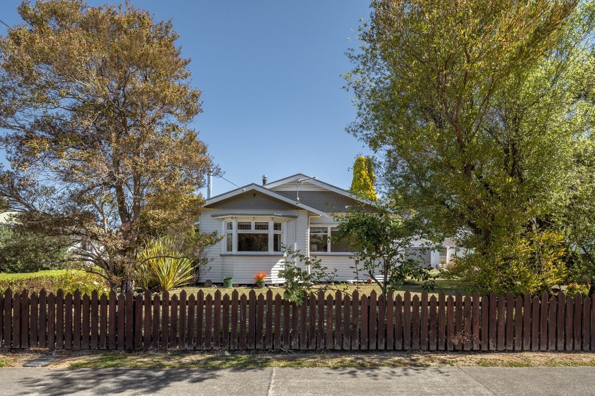 13 Meehan Street, Islington, Blenheim - Carousel 1