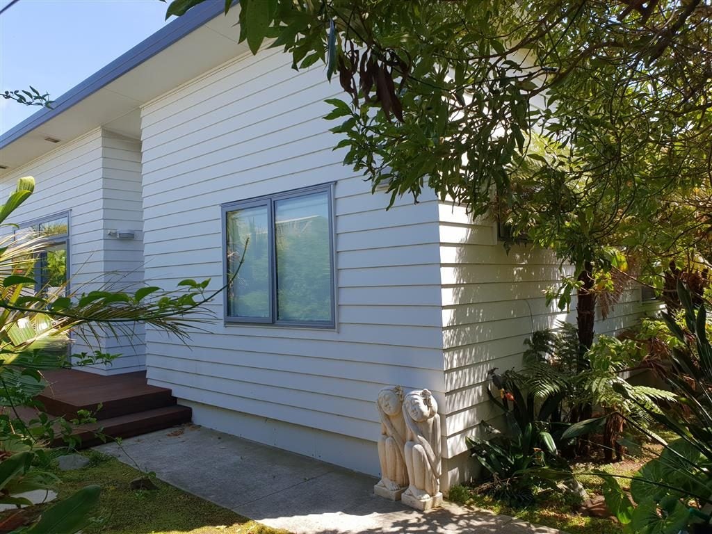 57A Kauri Street, Miramar, Wellington - Carousel 1