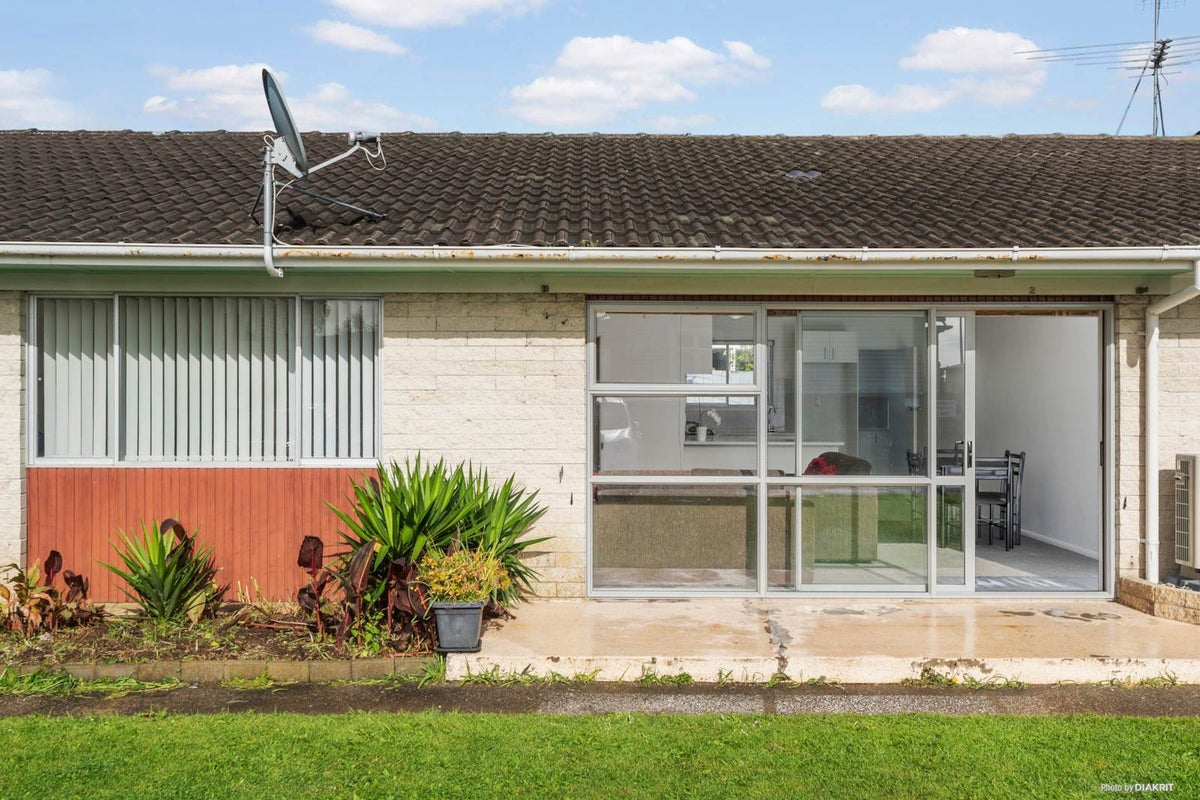2/117 St George Street, Papatoetoe, Auckland - Carousel 2