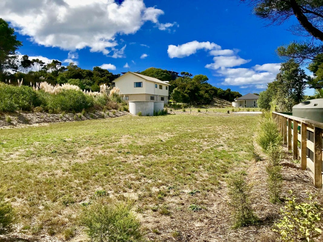 49 Seabreeze Road, Mangawhai Heads, Mangawhai - Carousel 1