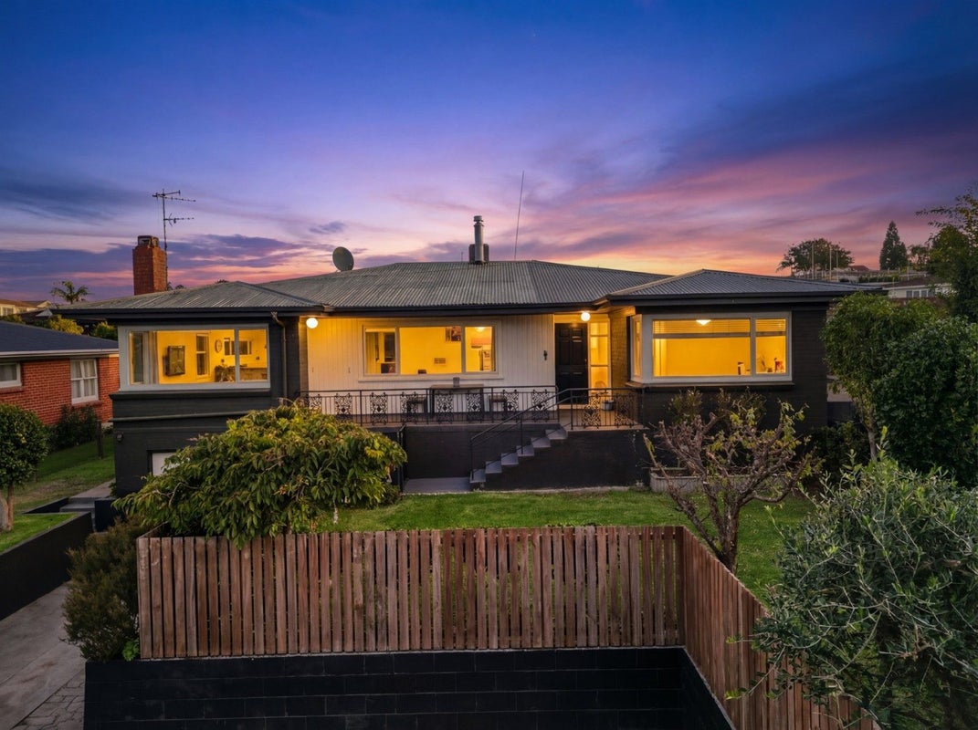 242 Ngatai Road, Otumoetai, Tauranga - Carousel 1
