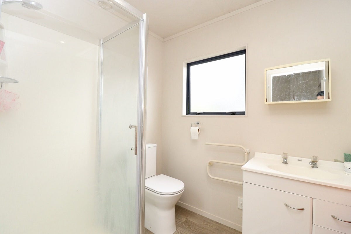 59 Andrew Road, Howick, Auckland - Carousel 8