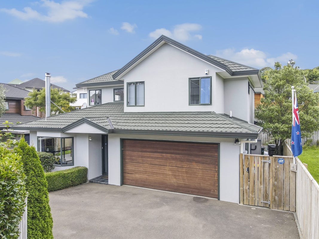203 Westchester Drive, Churton Park, Wellington - Carousel 1