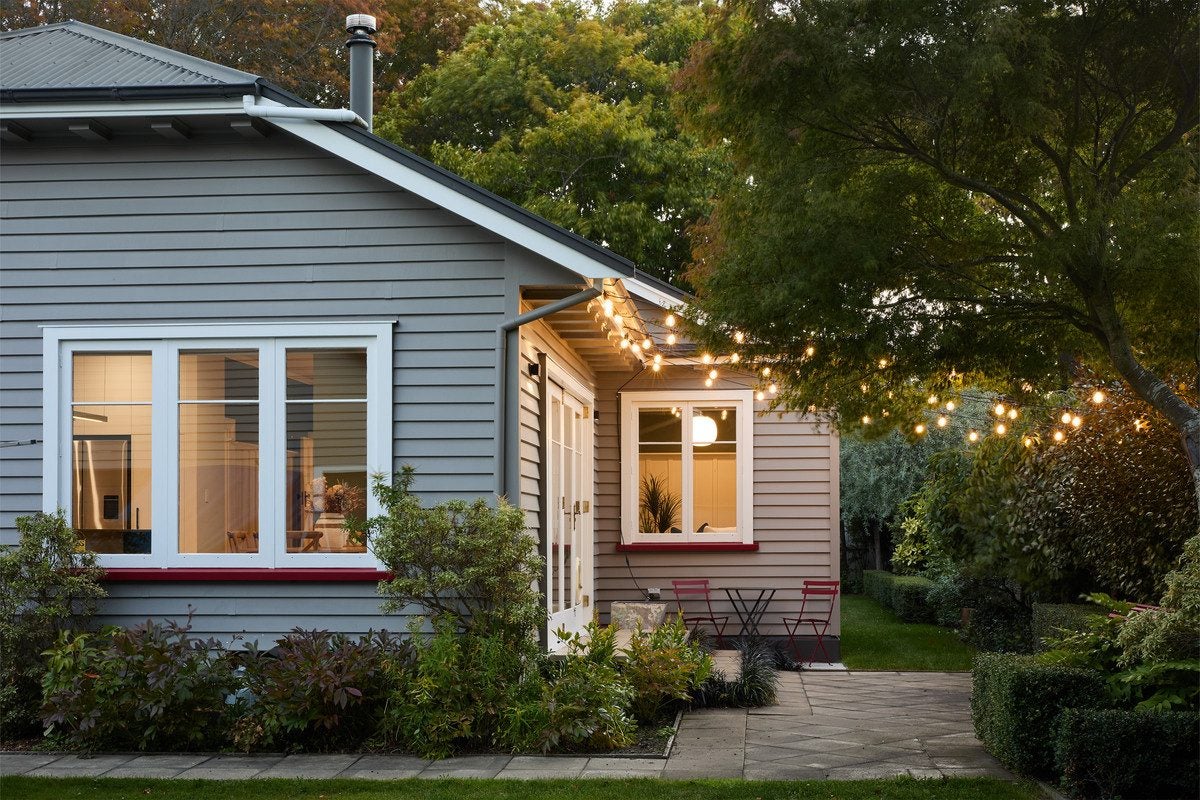 36 Severn Street, St Albans, Christchurch - Carousel 1