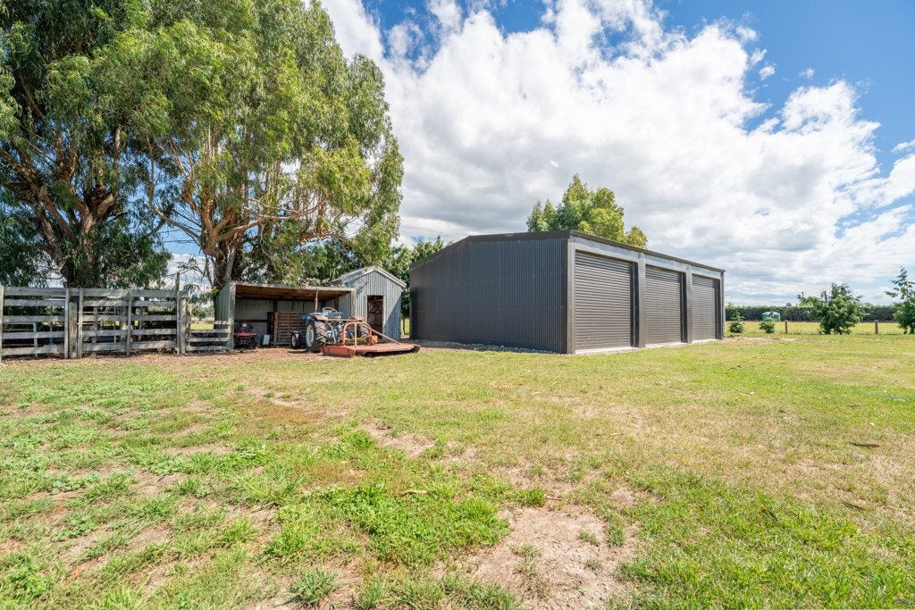49 Lynch Road, Levels - Carousel 1