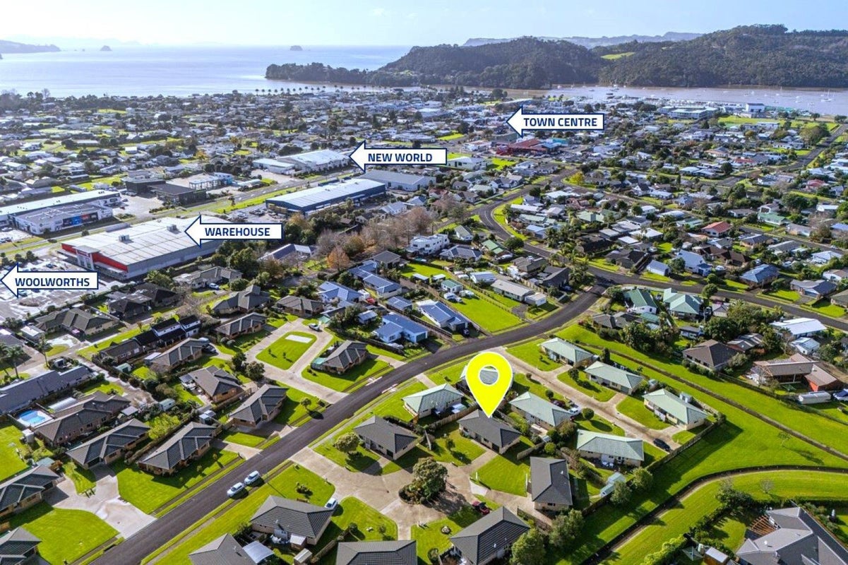 24 Seascape Road, Remuera, Auckland - Carousel 2