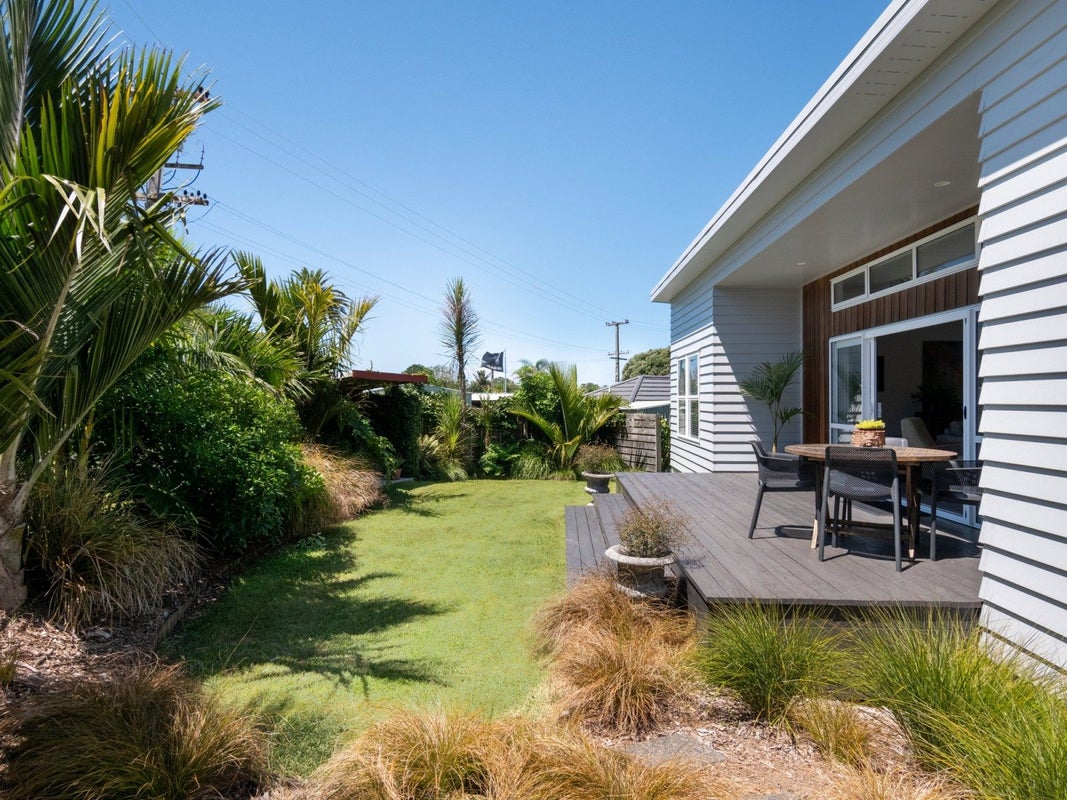 53 Athenree Road, Athenree, Katikati - Carousel 1