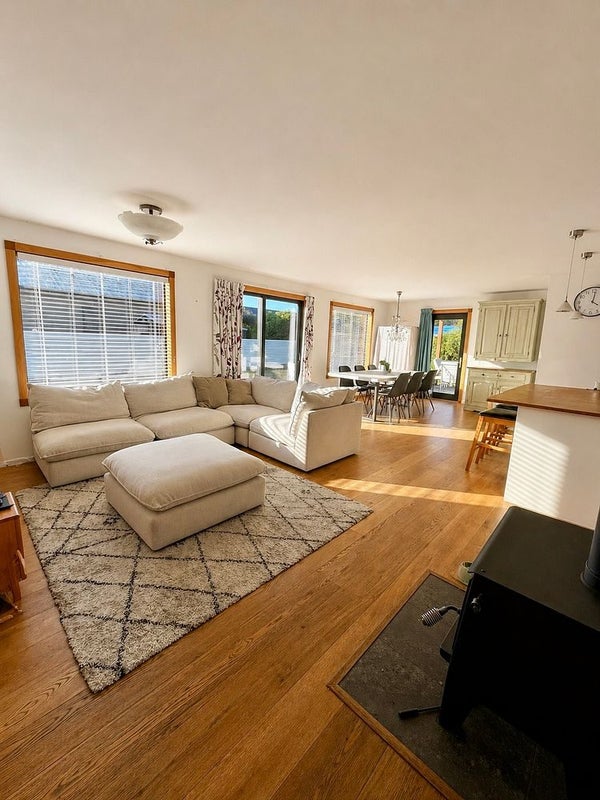 80 Nichol Street, Wanaka - Carousel 1