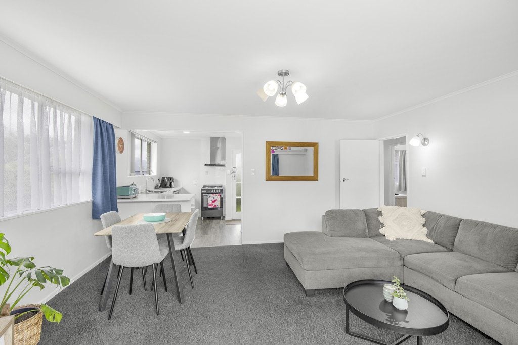 5A Enfield Street, Wainuiomata, Lower Hutt - Carousel 2