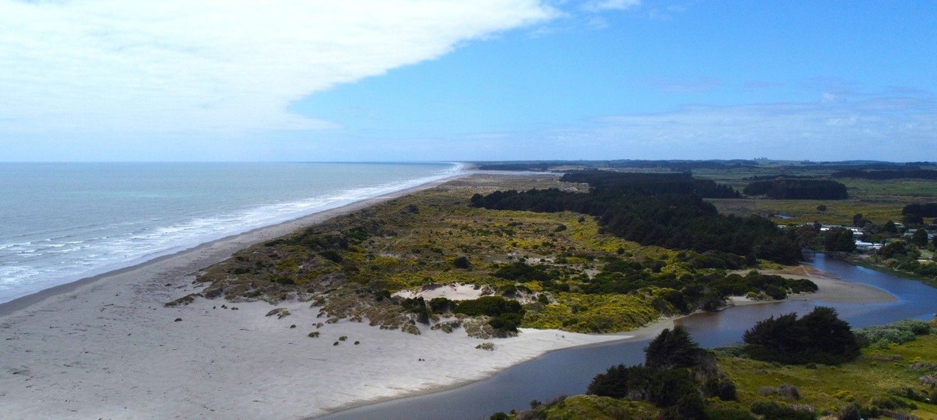 30 Strathnaver Drive, Waikawa Beach, Manakau - Carousel 14