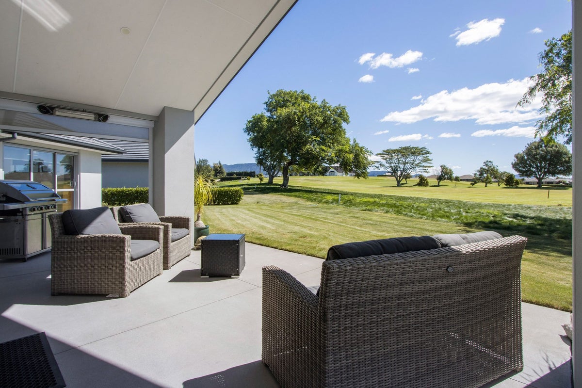 53 Arran Drive, Aongatete, Katikati - Carousel 2