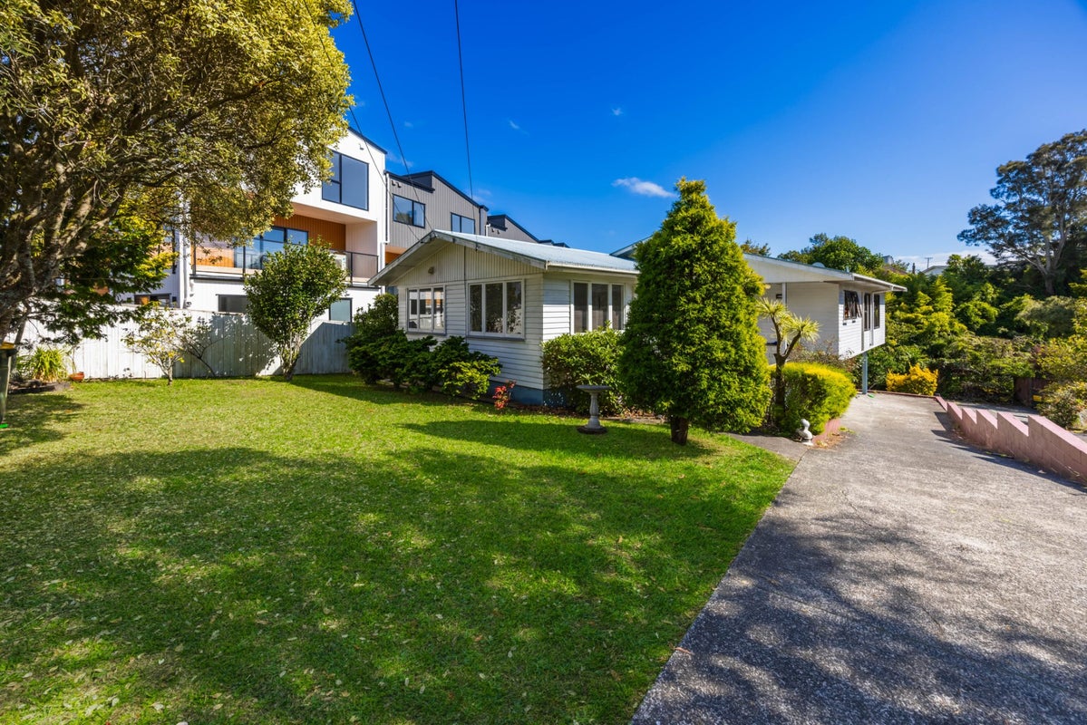 14 Angelo Avenue, Howick, Auckland - Carousel 2