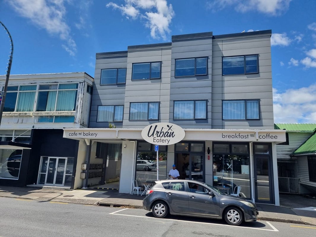 6/232 Main Road, Tawa, Wellington - Carousel 14