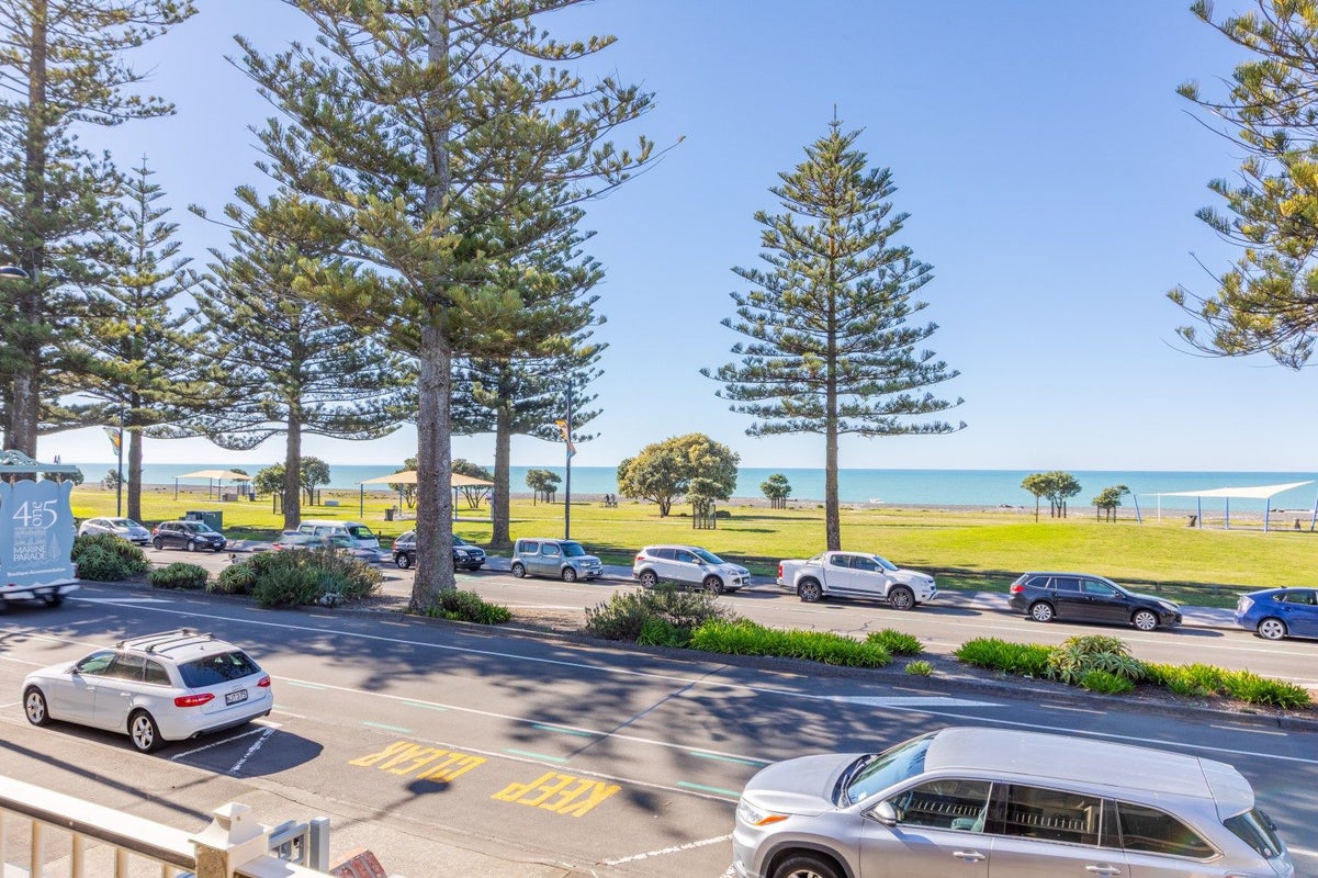 419 Marine Parade, Napier South, Napier - Carousel 1