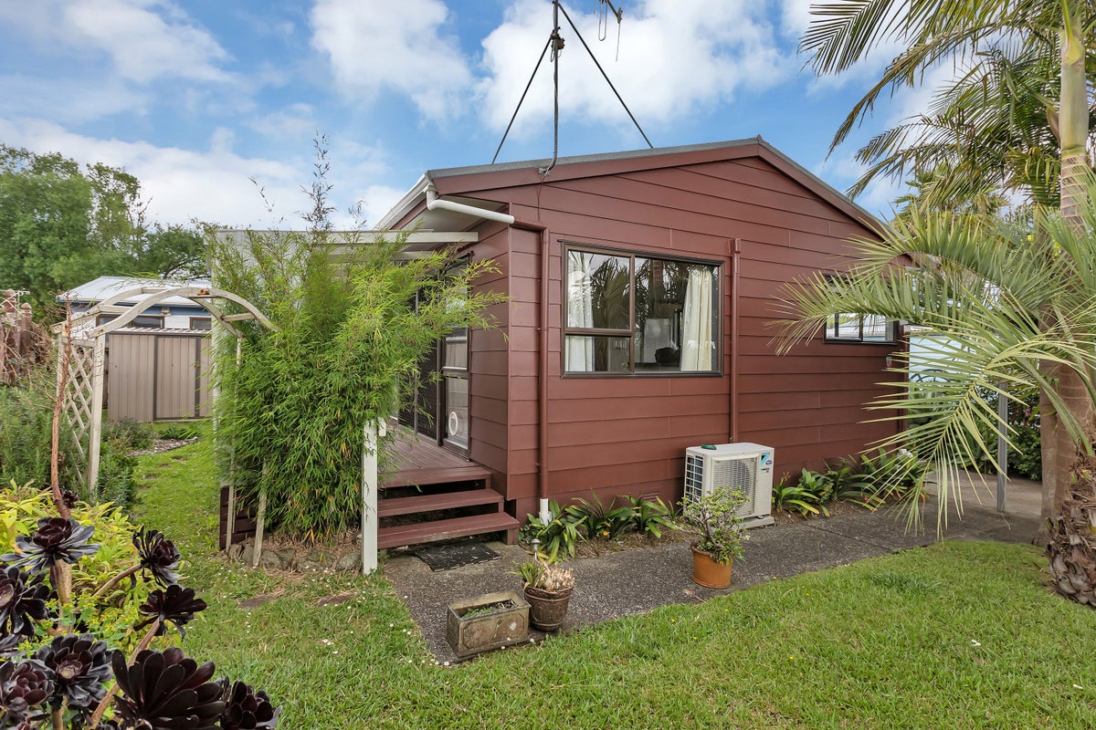 9A Bloomfield Place, Onerahi, Whangarei - Carousel 1