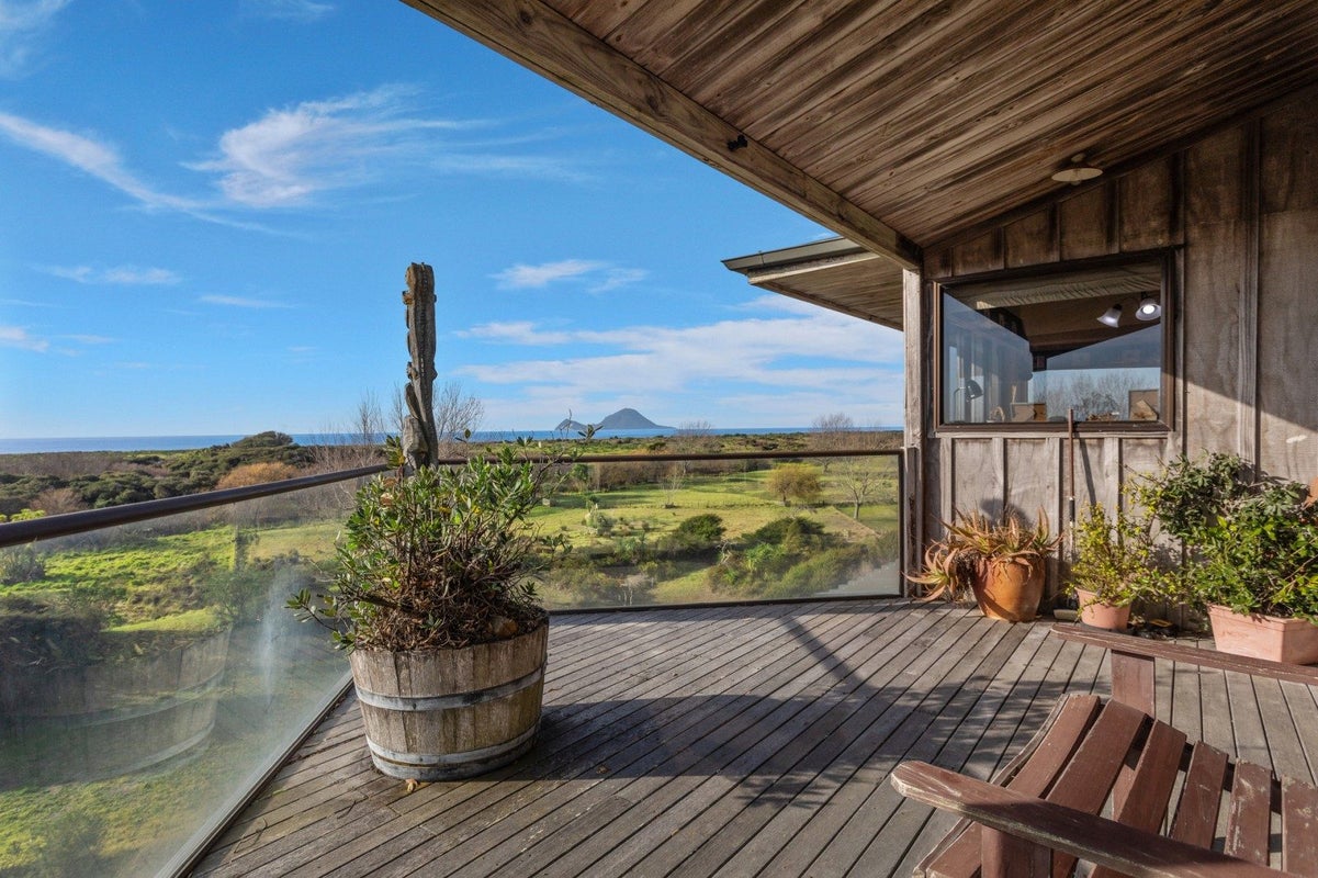 880A Thornton Road, Thornton, Whakatane - Carousel 1