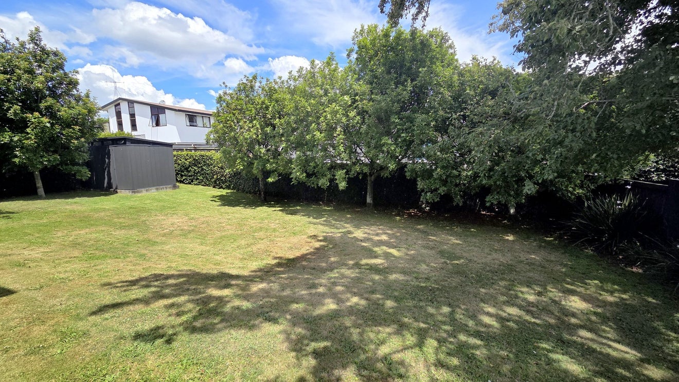 13 Killarney Road, Frankton, Hamilton - Carousel 40
