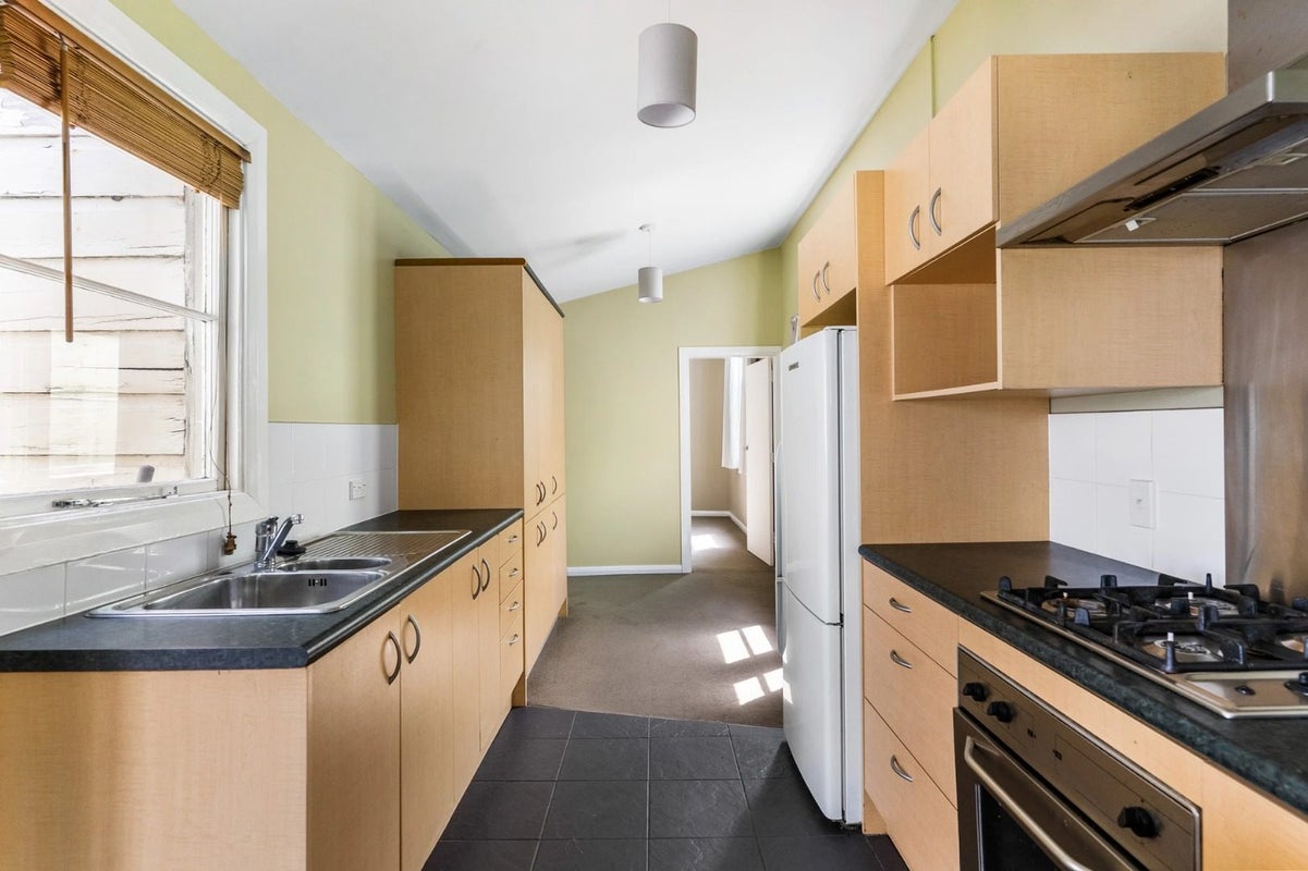 17 Home Street, Mount Victoria, Wellington - Carousel 2