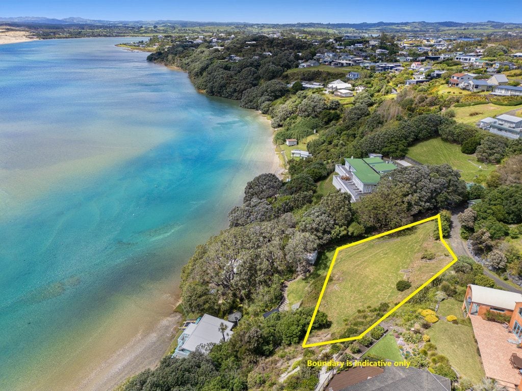 36 Findlay Street, Mangawhai Heads, Mangawhai - Carousel 2