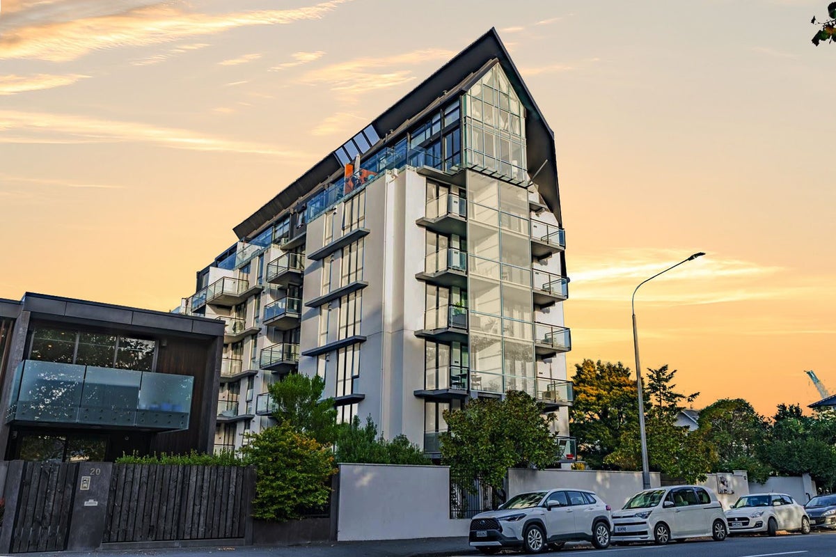 204/12 Latimer Square, Christchurch Central, Christchurch - Carousel 1