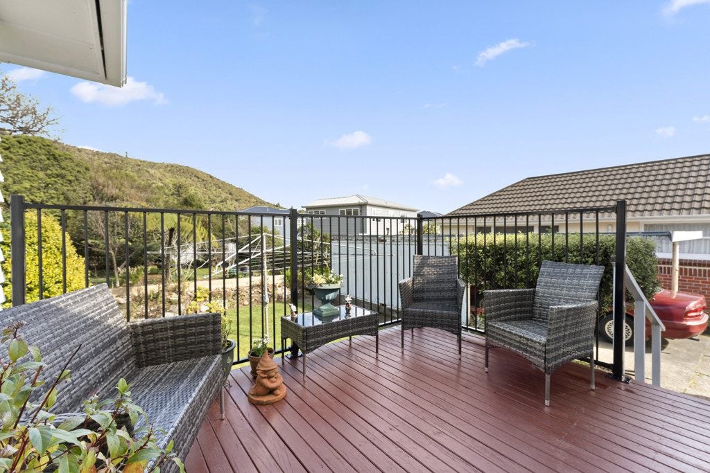 202 Rata Street, Naenae, Lower Hutt - Carousel 2
