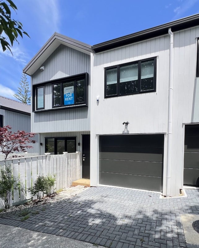 10C Cantina Avenue, Bayview, Auckland - Carousel 1