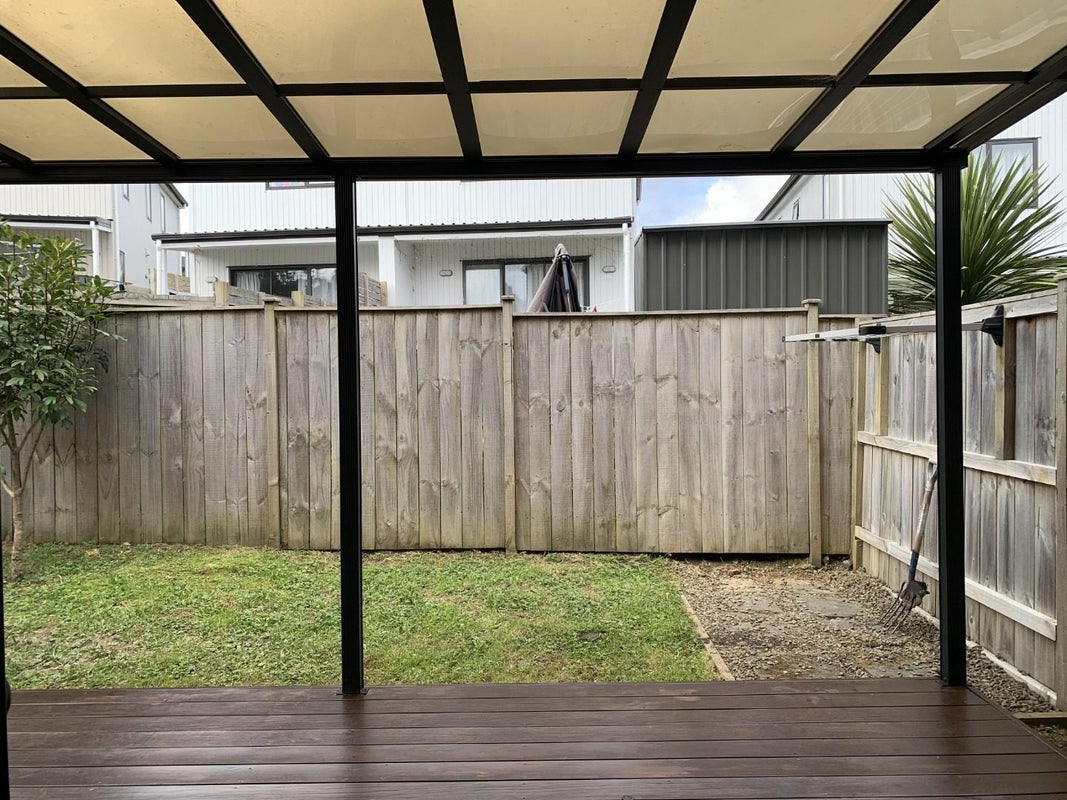 1/18 Kaimai Avenue, Massey, Auckland - Carousel 2