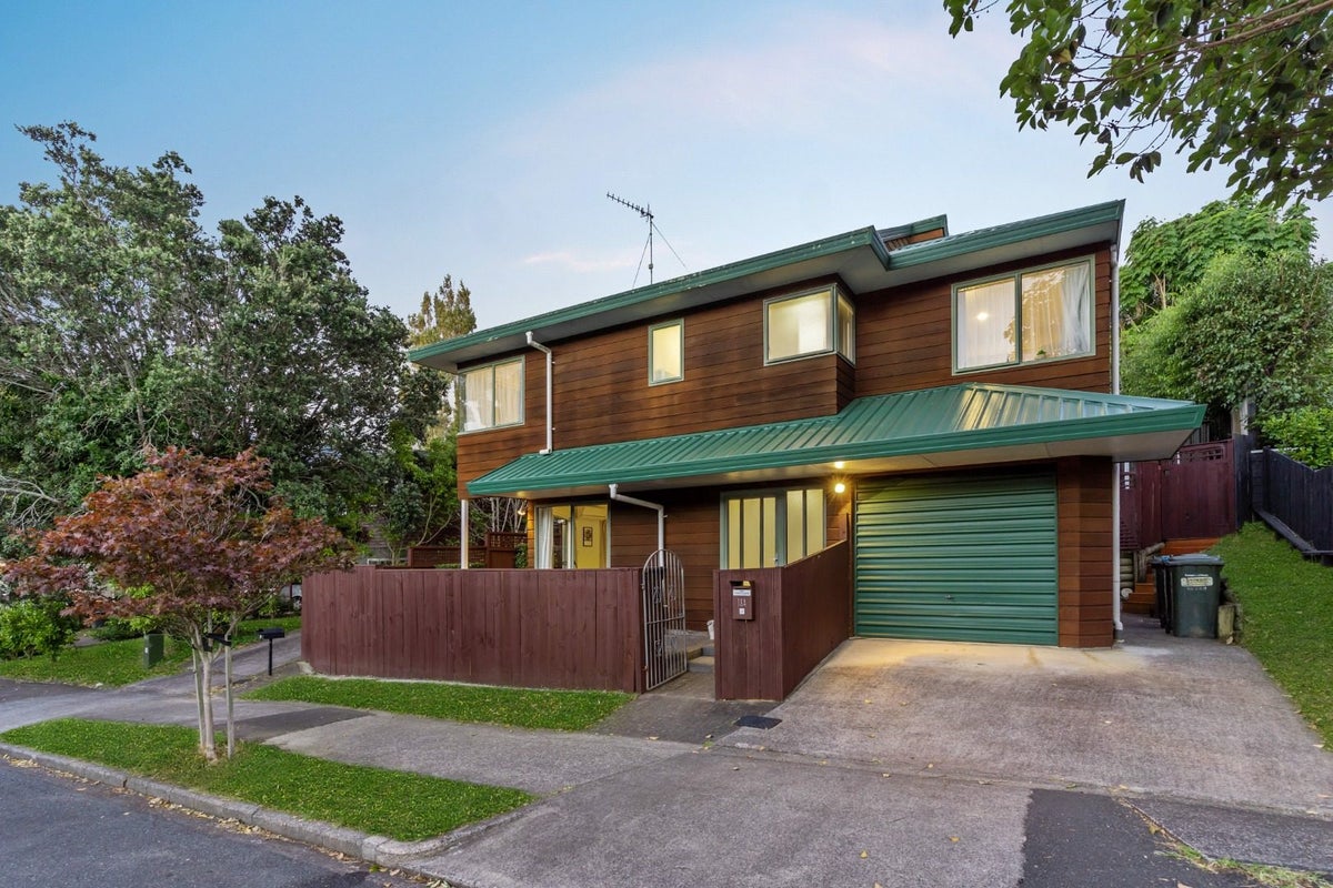 18A Houghton Street, Meadowbank, Auckland - Carousel 2