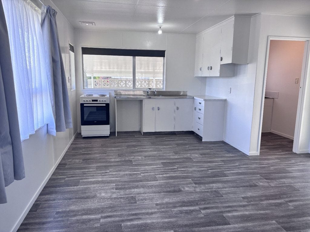 141A Chatham Road, Flaxmere, Hastings - Carousel 2