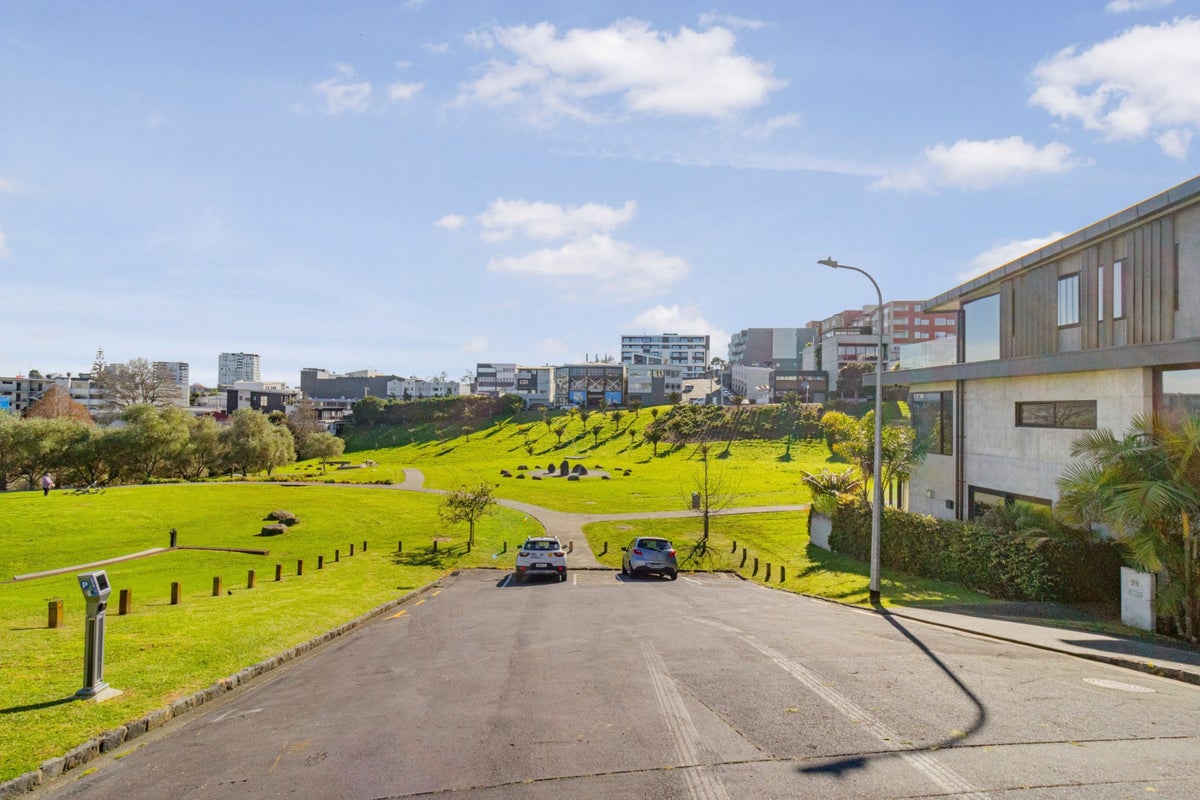 GF/83 New North Road, Eden Terrace, Auckland - Carousel 9