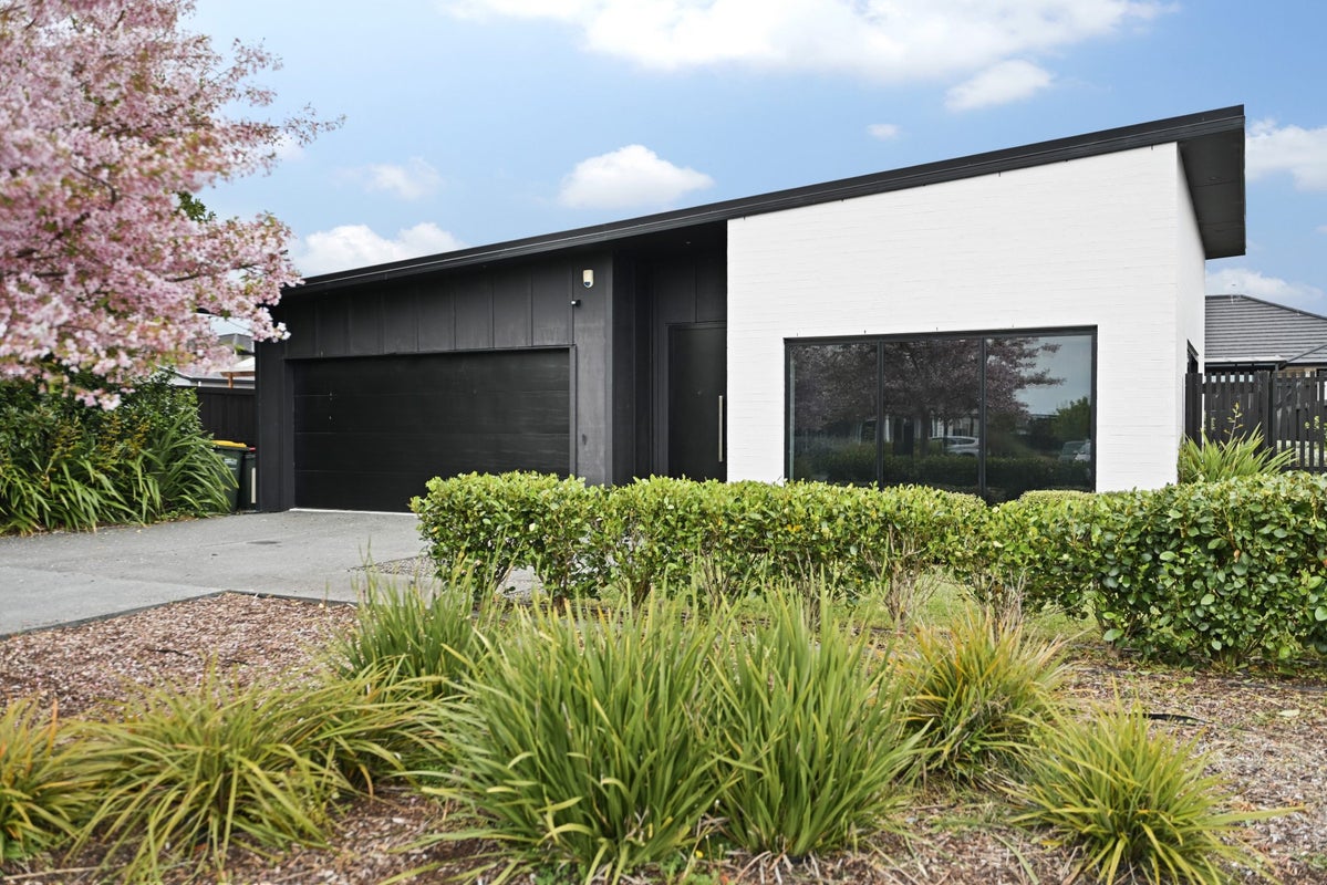 9 Probert Crescent, Chartwell, Hamilton - Carousel 32