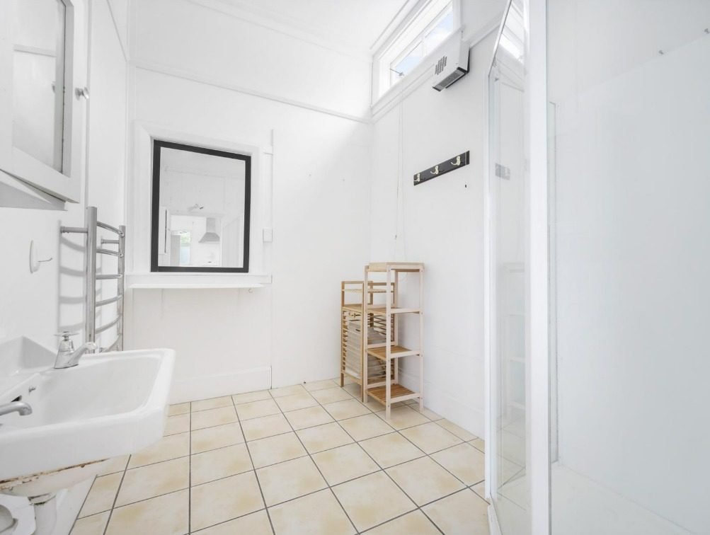 54 Roxburgh St, Mount Victoria, Wellington - Carousel 8