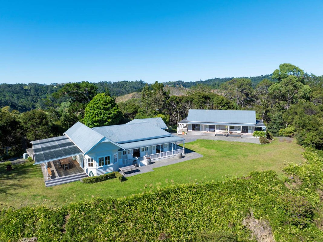 82 Wattle Bay Road, Waiuku - Carousel 2