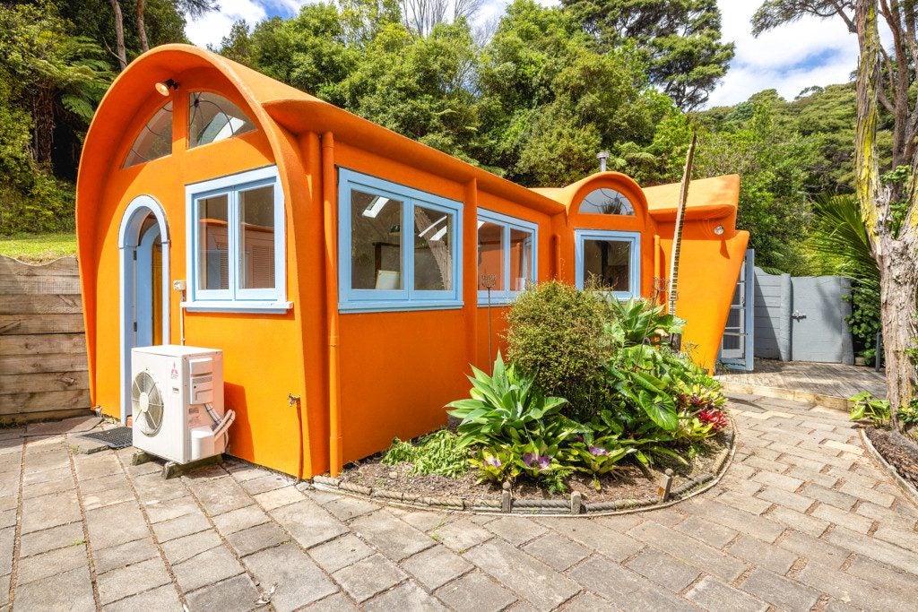 54A Crescent Road East, Ostend, Waiheke Island - Carousel 2