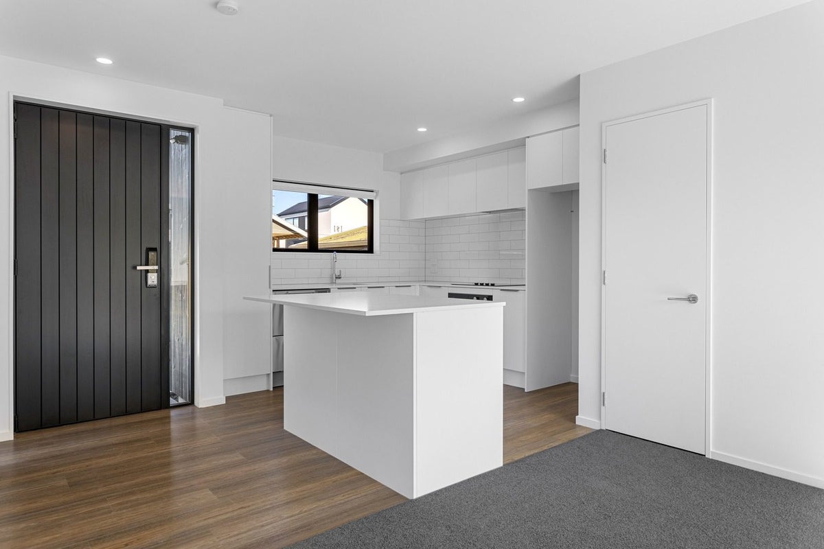 5/7 Nairn Street, Spreydon, Christchurch - Carousel 2