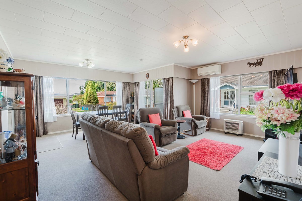 220B Peachgrove Road, Claudelands, Hamilton - Carousel 2