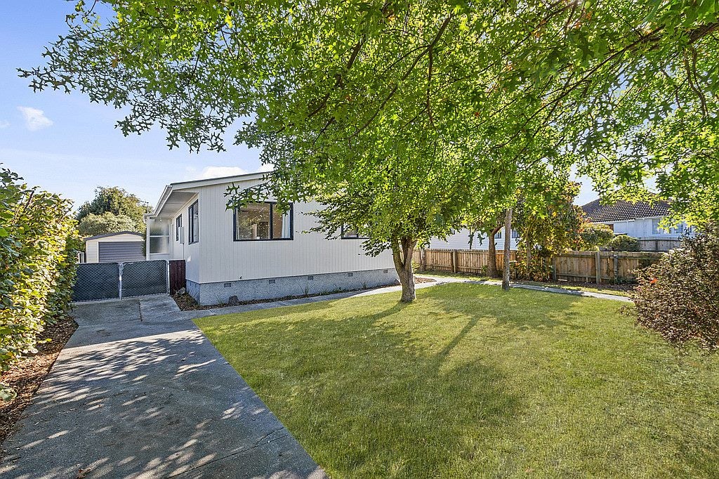16 Joy Street, Shirley, Christchurch - Carousel 1