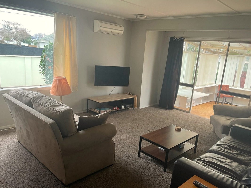 328 Clyde Road, Bryndwr, Christchurch - Carousel 2