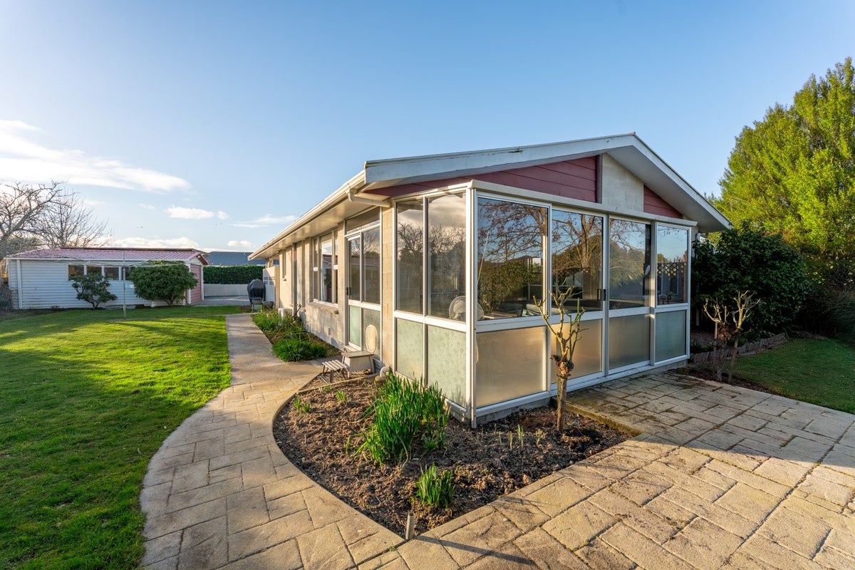93 Princes Street, Temuka - Carousel 1