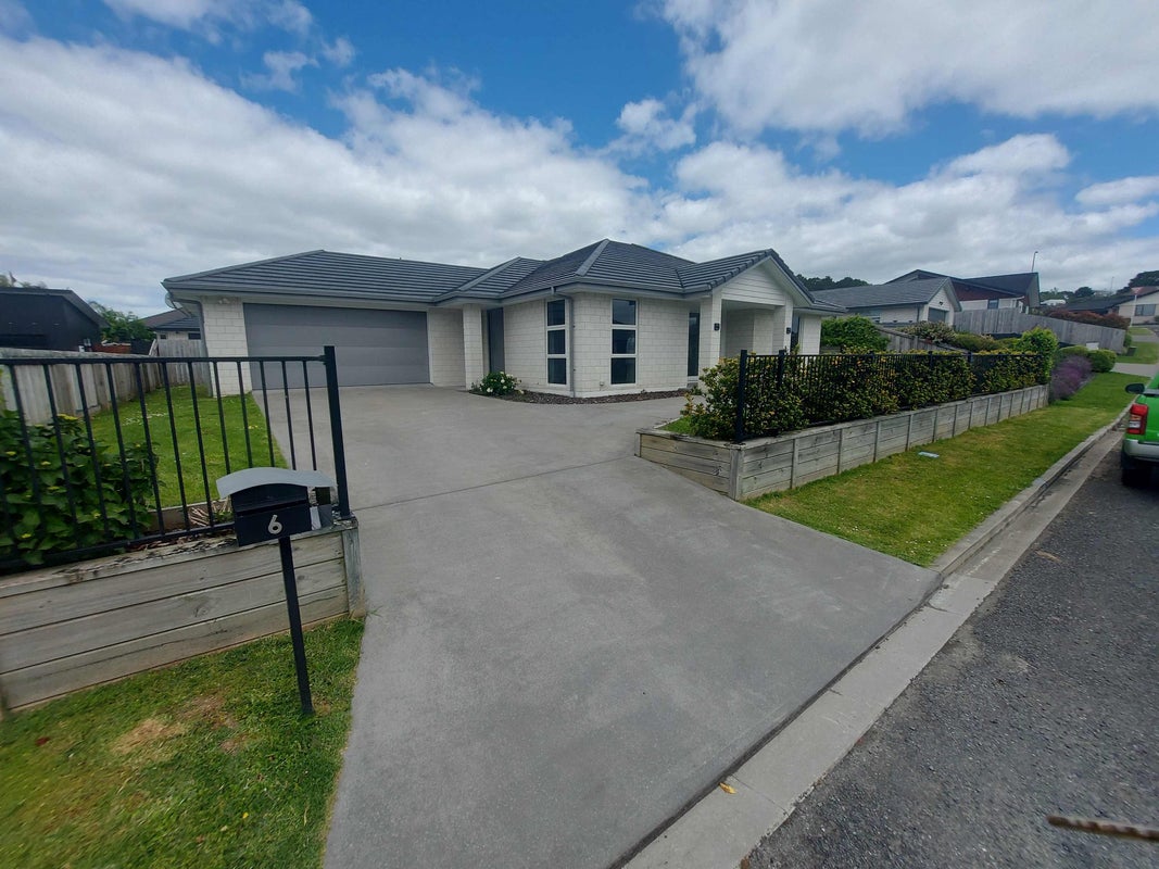6 Tanner Place, Kamo, Whangarei - Carousel 1