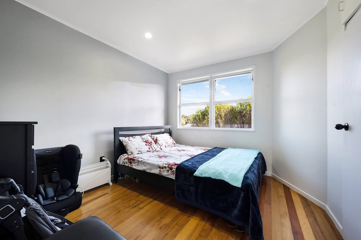 53 Chorley Avenue, Massey, Auckland - Carousel 9