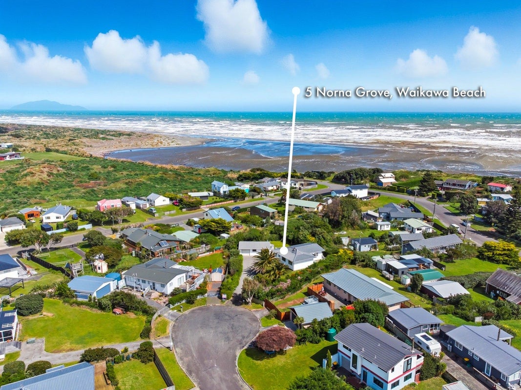 5 Norna Grove, Waikawa Beach, Manakau - Carousel 2
