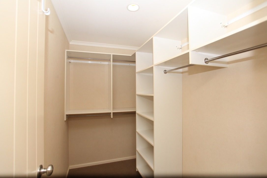 4 Woolaston Place, Flat Bush, Auckland - Carousel 20