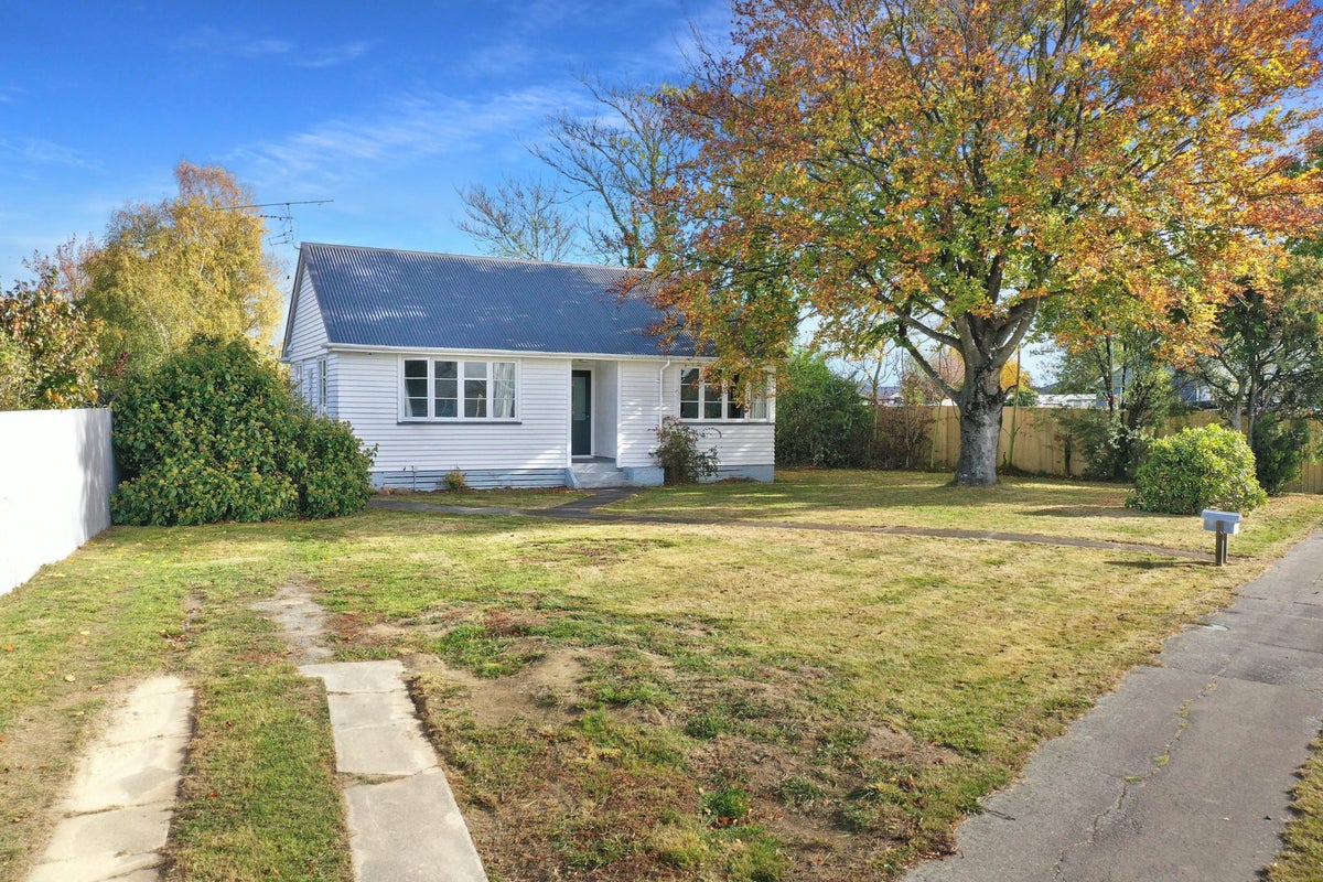 5 Tucker Street, Allenton, Ashburton - Carousel 1