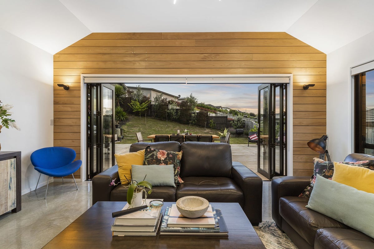 43 Kahawairahi Drive, Beachlands, Auckland - Carousel 50