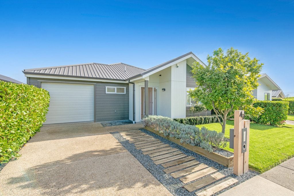 49 Barcliff Terrace, Gulf Harbour, Whangaparaoa - Carousel 1