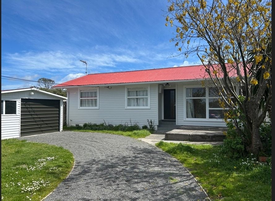 56 Daniell Street, Featherston - Carousel 1