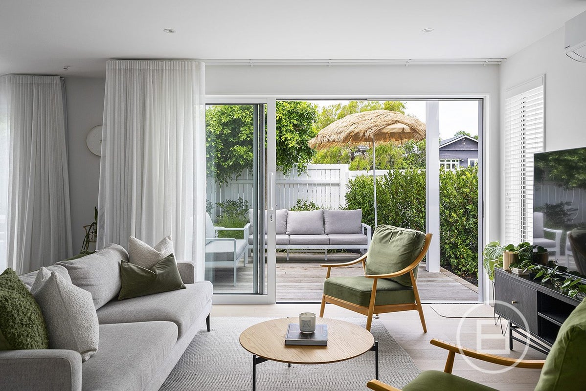 1A Maranui Avenue, Point Chevalier, Auckland - Carousel 2