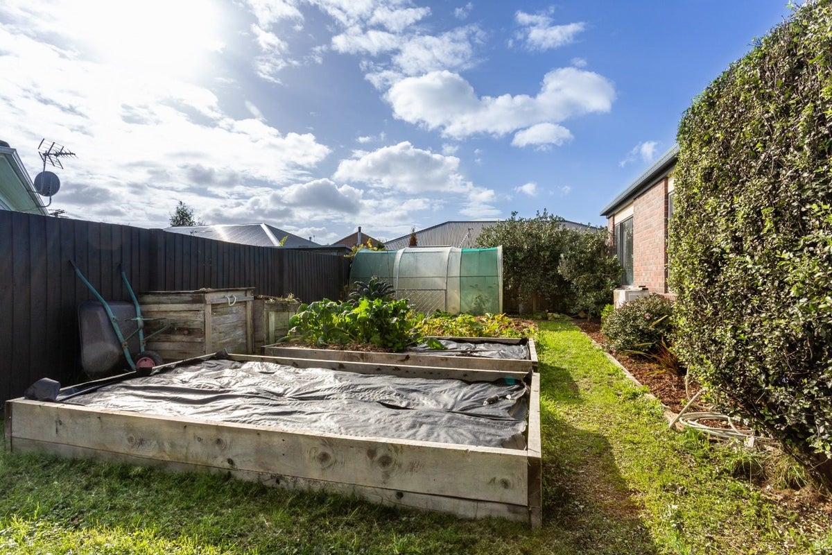 27A Winsor Crescent, Spreydon, Christchurch - Carousel 19